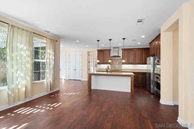 6275 Silver Bush Creek St, San Diego, CA 92130