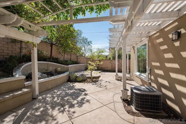 6275 Silver Bush Creek St, San Diego, CA 92130