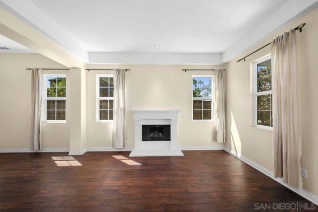 6275 Silver Bush Creek St, San Diego, CA 92130