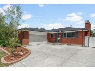 382 Zion St, Aurora, CO 80011
