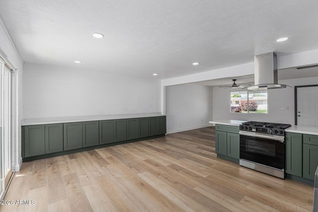 1307 W 7TH Avenue, Mesa, AZ 85202