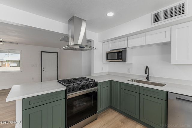 1307 W 7TH Avenue, Mesa, AZ 85202