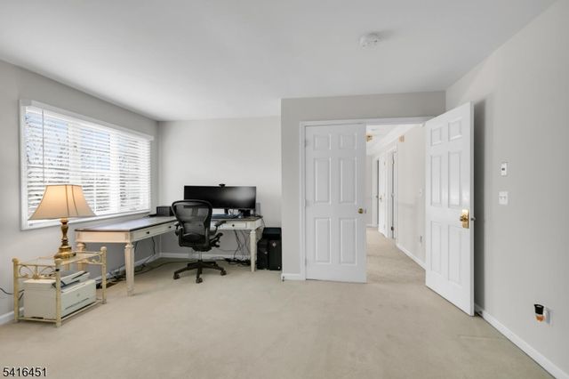 1 Vanderveer Dr, Bernards Twp., NJ 07920