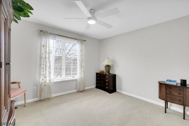 1 Vanderveer Dr, Bernards Twp., NJ 07920