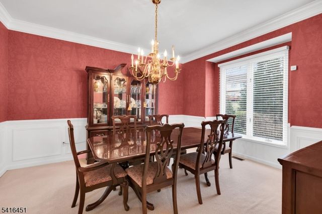 1 Vanderveer Dr, Bernards Twp., NJ 07920