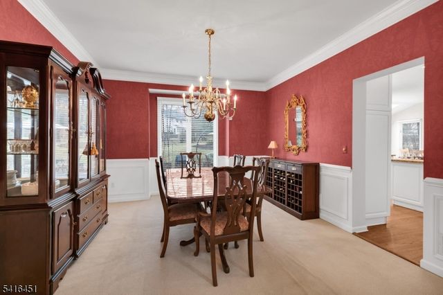 1 Vanderveer Dr, Bernards Twp., NJ 07920