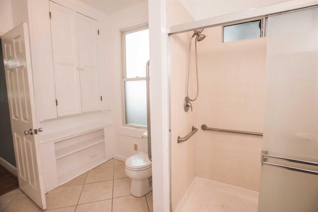 9695 Kent St, Elk Grove, CA 95624