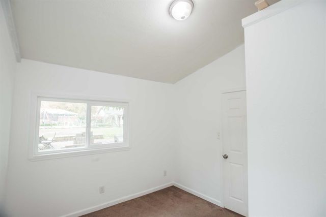 9695 Kent St, Elk Grove, CA 95624