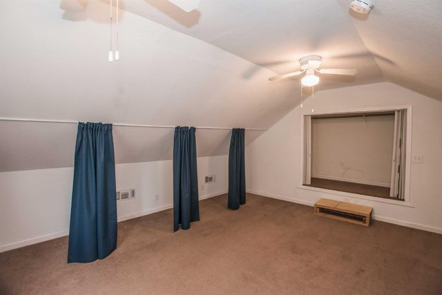 9695 Kent St, Elk Grove, CA 95624