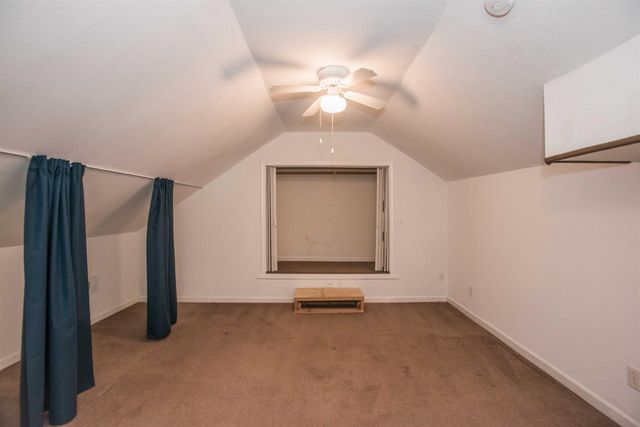 9695 Kent St, Elk Grove, CA 95624