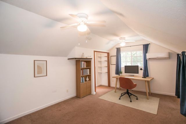 9695 Kent St, Elk Grove, CA 95624