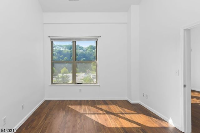 24 Ave At Port Imperial 430, West New York Town, NJ 07093