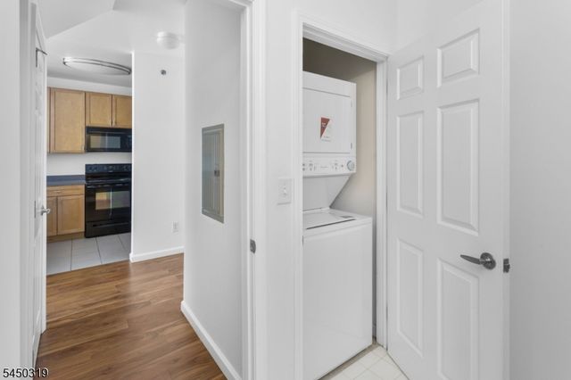 24 Ave At Port Imperial 430, West New York Town, NJ 07093