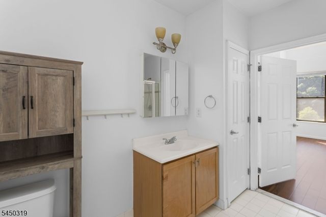 24 Ave At Port Imperial 430, West New York Town, NJ 07093