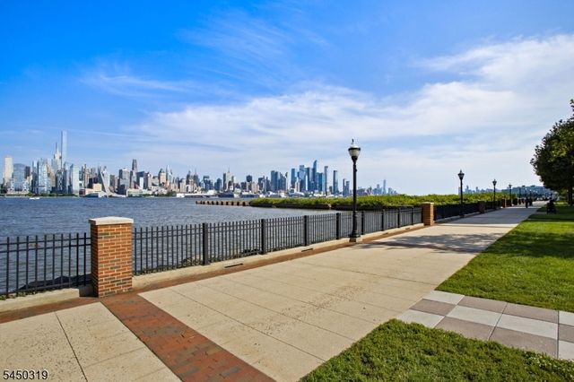 24 Ave At Port Imperial 430, West New York Town, NJ 07093