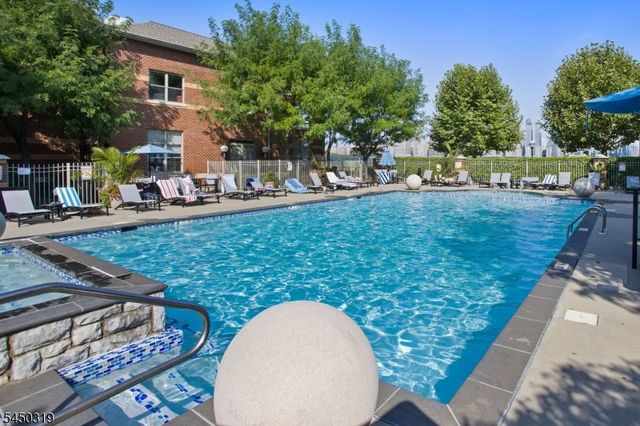 24 Ave At Port Imperial 430, West New York Town, NJ 07093