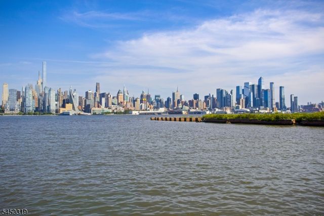 24 Ave At Port Imperial 430, West New York Town, NJ 07093