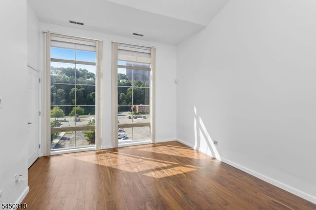 24 Ave At Port Imperial 430, West New York Town, NJ 07093