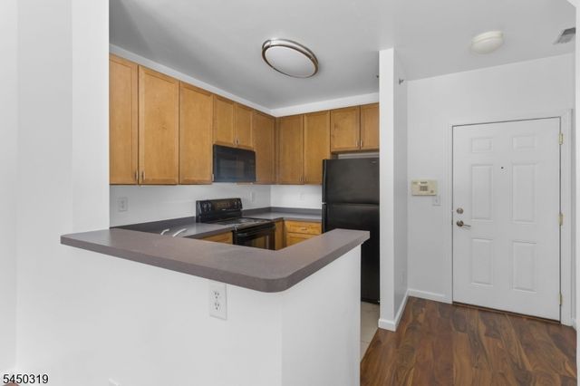 24 Ave At Port Imperial 430, West New York Town, NJ 07093
