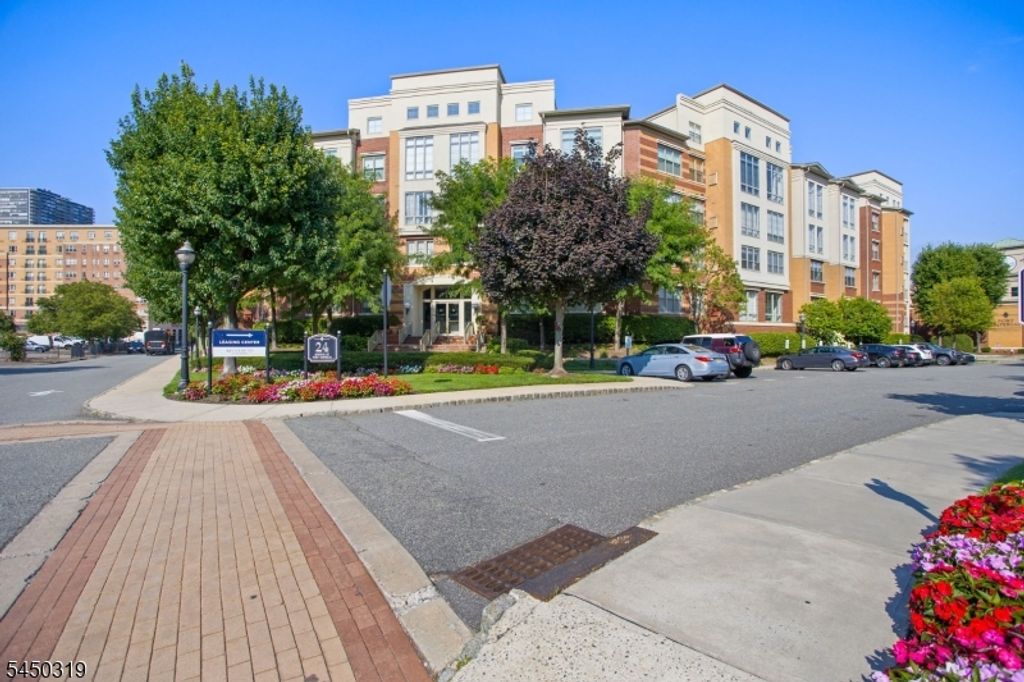 24 Ave At Port Imperial 430, West New York Town, NJ 07093