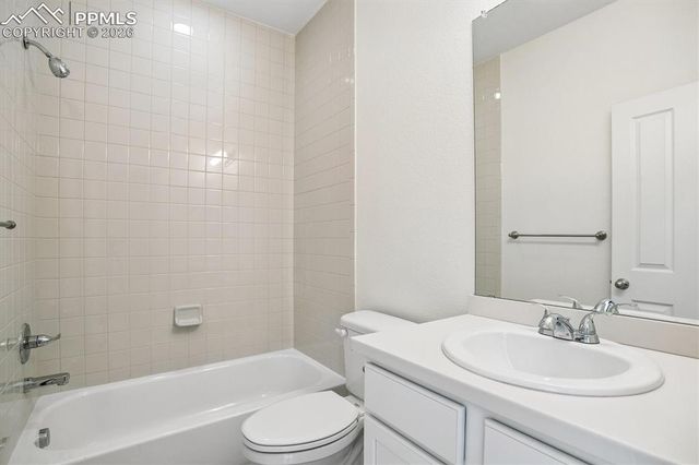 960 Fire Rock Place, Colorado Springs, CO 80921