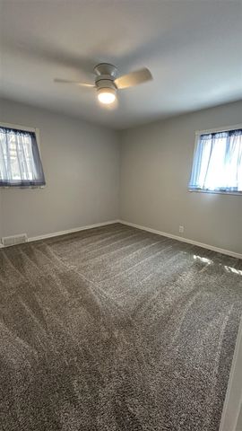 15111 Cameron Street, Southgate, MI 48195