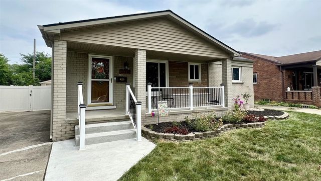 15111 Cameron Street, Southgate, MI 48195