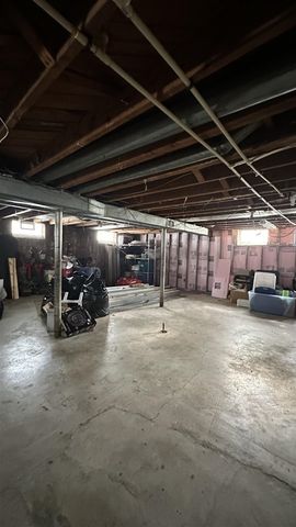 15111 Cameron Street, Southgate, MI 48195