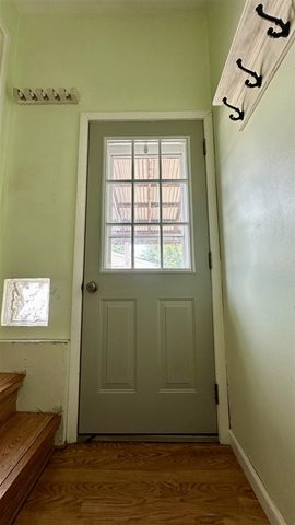 15111 Cameron Street, Southgate, MI 48195
