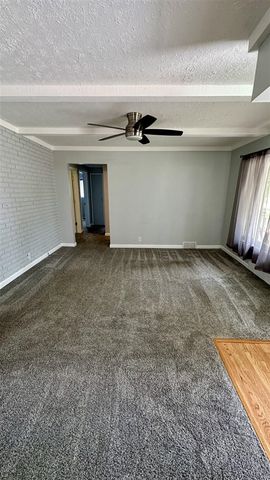 15111 Cameron Street, Southgate, MI 48195