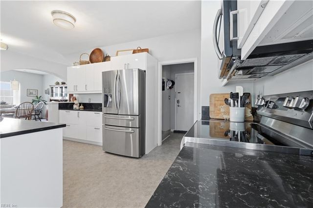 2609 Wonderland CT, Virginia Beach, VA 23456