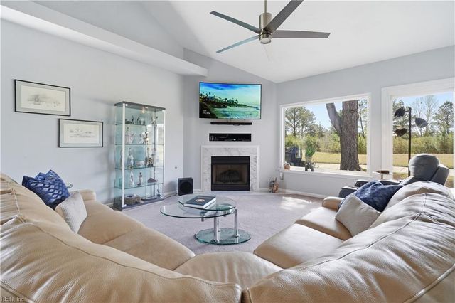 2609 Wonderland CT, Virginia Beach, VA 23456