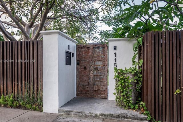115 SW 23rd Rd, Miami, FL 33129