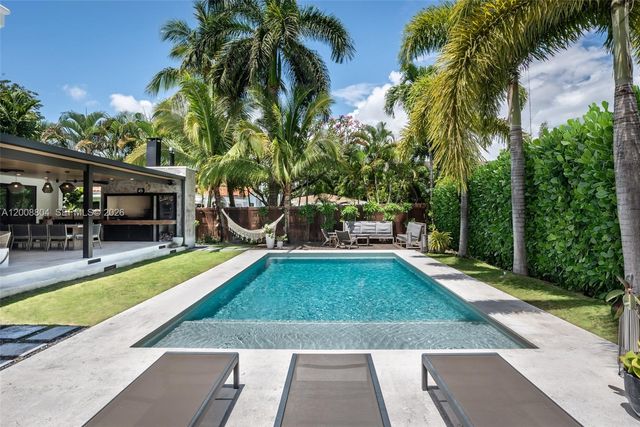 115 SW 23rd Rd, Miami, FL 33129