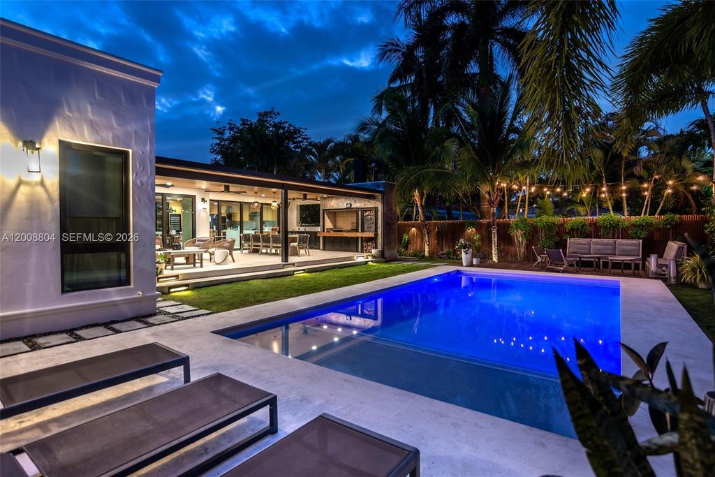 115 SW 23rd Rd, Miami, FL 33129