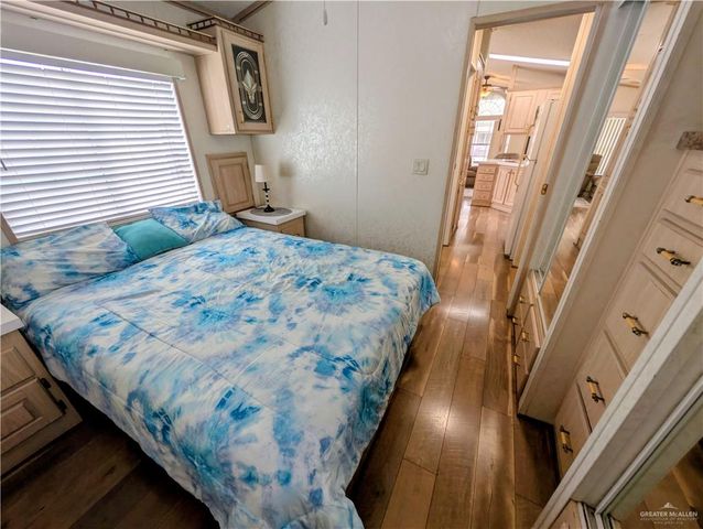 205 Bobolink Circle N, Palmview, TX 78572