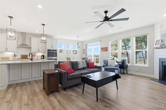 2 Spinney Bough Court, Wentzville, MO 63385