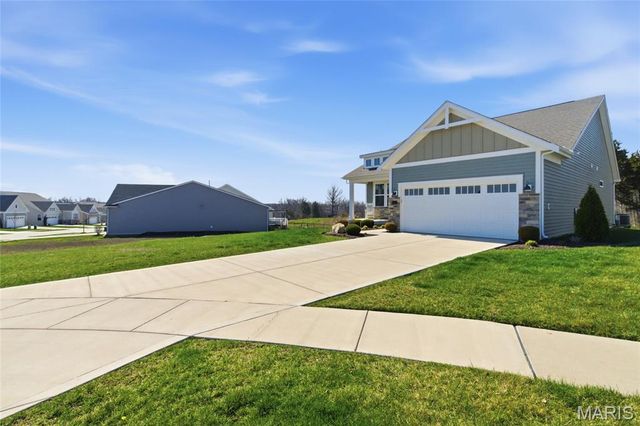 2 Spinney Bough Court, Wentzville, MO 63385