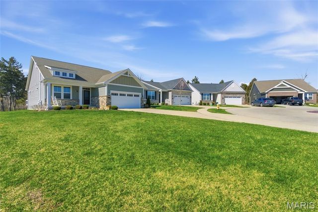 2 Spinney Bough Court, Wentzville, MO 63385