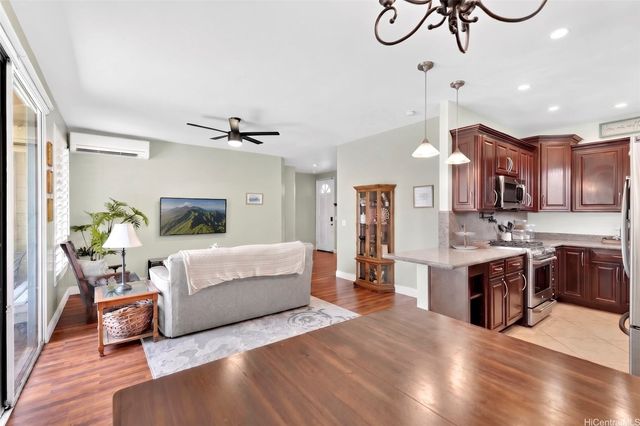 91-208 Hoewaa Place C, Kapolei, HI 96707