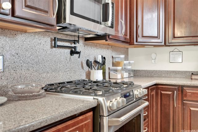 91-208 Hoewaa Place C, Kapolei, HI 96707