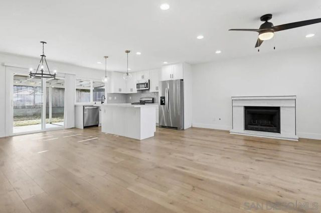 10544 Bandell, San Diego, CA 92126