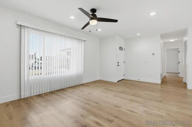 10544 Bandell, San Diego, CA 92126