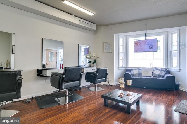 2420 WILSON BLVD, Arlington, VA 22201