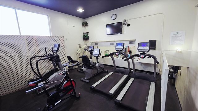 650 Tennis Club Dr 308, Fort Lauderdale, FL 33311