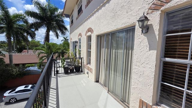 650 Tennis Club Dr 308, Fort Lauderdale, FL 33311