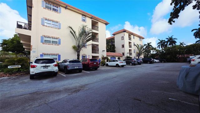 650 Tennis Club Dr 308, Fort Lauderdale, FL 33311