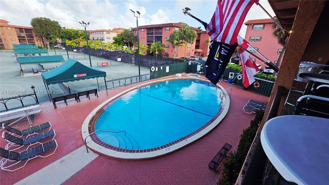 650 Tennis Club Dr 308, Fort Lauderdale, FL 33311