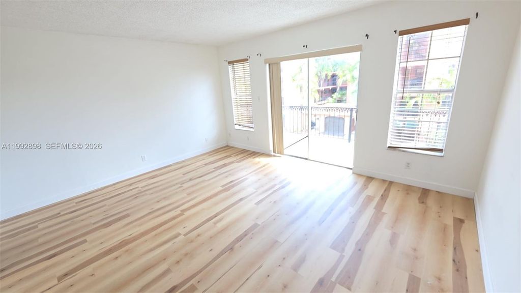 650 Tennis Club Dr 308, Fort Lauderdale, FL 33311