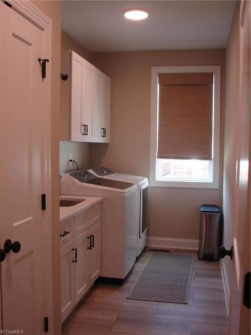 4034 Waterview Road, High Point, NC 27265